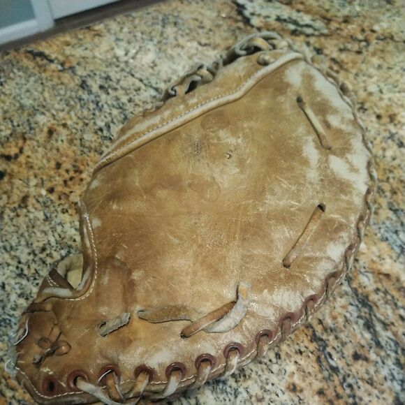 RARE OLD PINE A400 FIRST BASE PROFESSIONAL MODEL BASEBALL GLOVE Left Hand Throw - Picture 7 of 12
